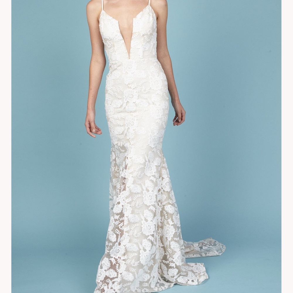 Wedding Dress by Flora Vere (bhldn for visibility)